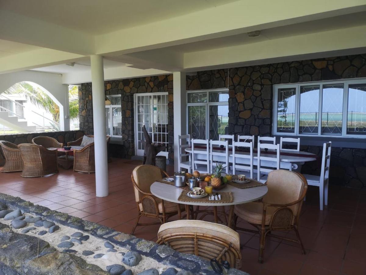 Riambel Villa Karel Mauritius Beach House מראה חיצוני תמונה