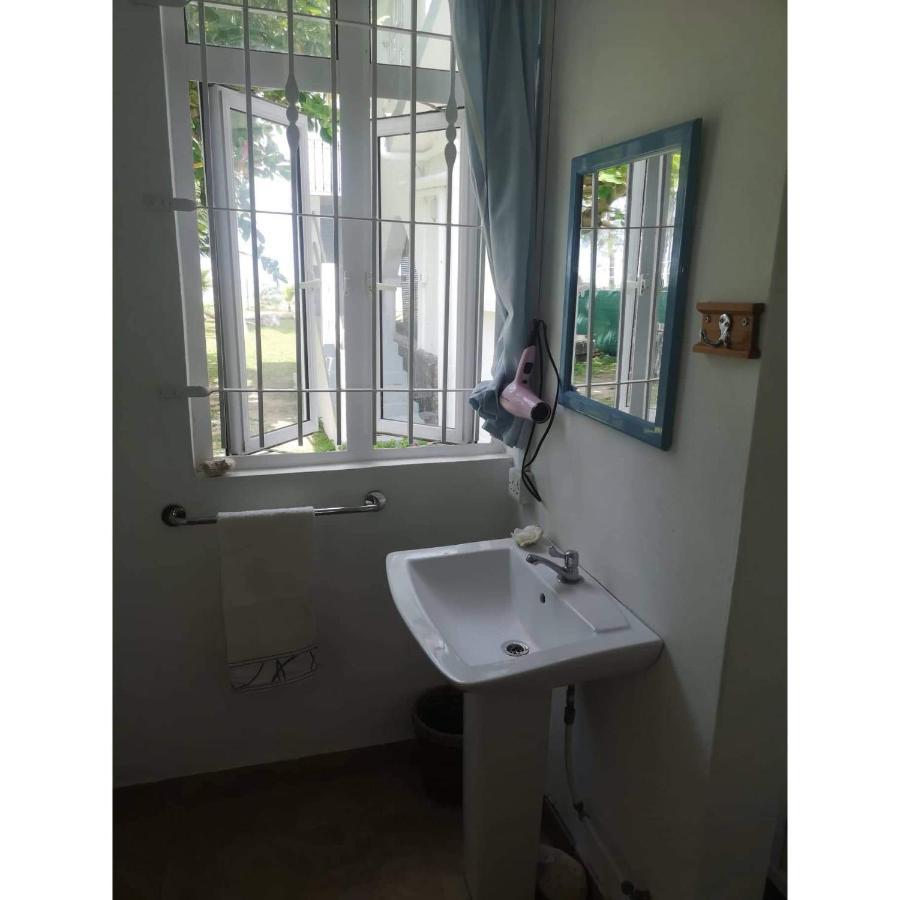 Riambel Villa Karel Mauritius Beach House מראה חיצוני תמונה